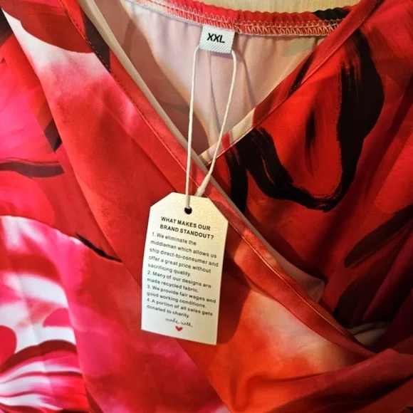 made with ❤️ Floral Romance Strapless Maxi Dress - Picture 4 of 9